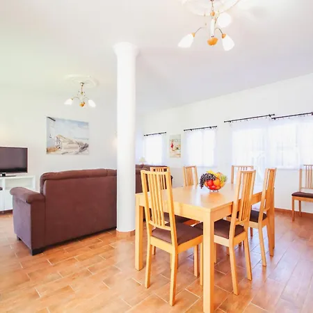Charming With Private Pool Albufeira