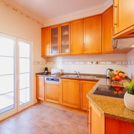 Villa Villa In Albufeira Near Praia Dos Pescadores